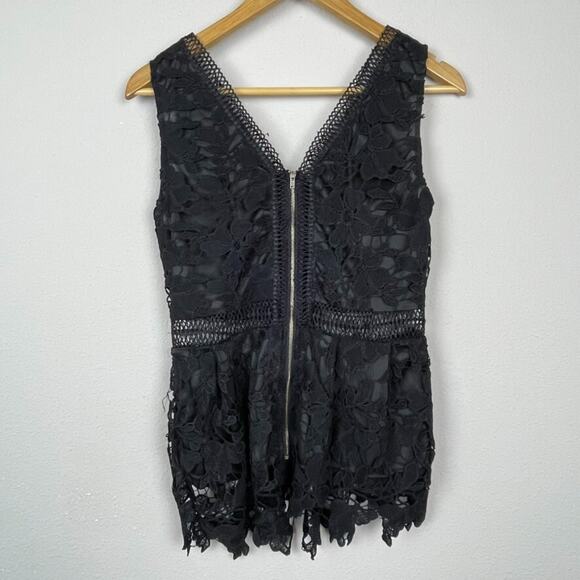 Francesca’s Black Lace Tunic Top Size M Whimsy Goth NWT Romantic Festival - Picture 5 of 8